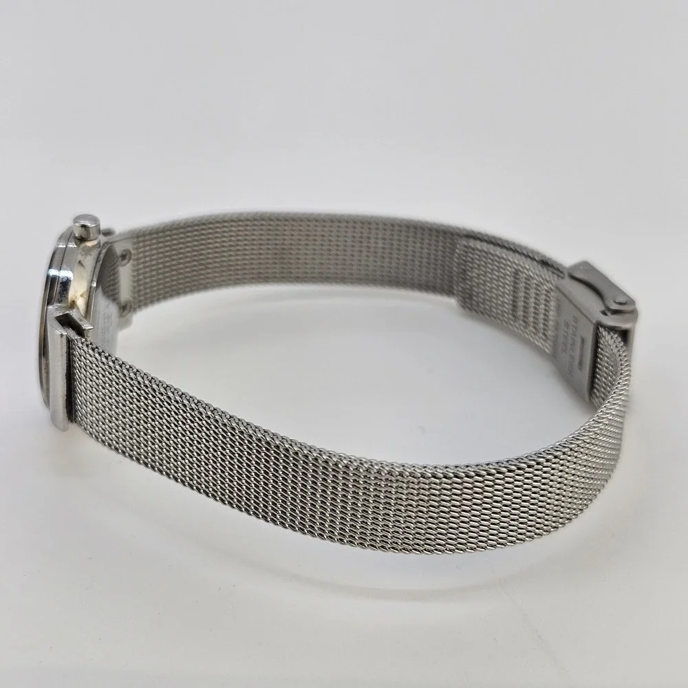 Skagen‎ Women's Analog Watch 22MM Gray Dial Gray Mesh Bands New Battery
